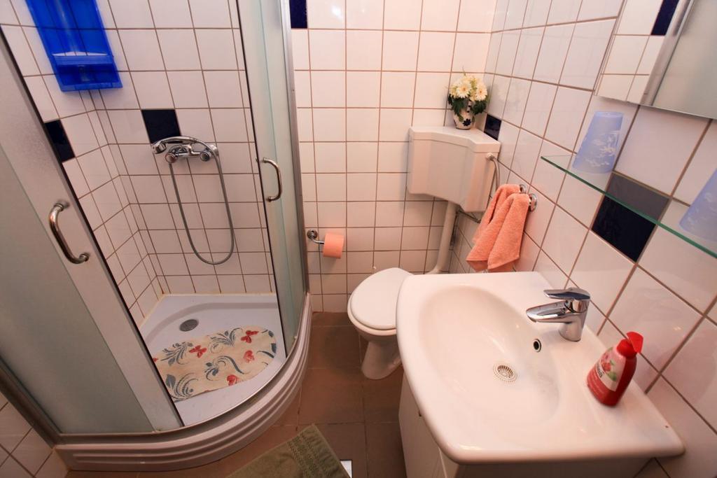 Apartments Franc 波弗加纳 客房 照片