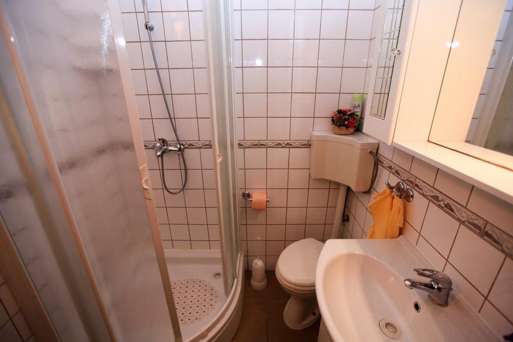 Apartments Franc 波弗加纳 客房 照片