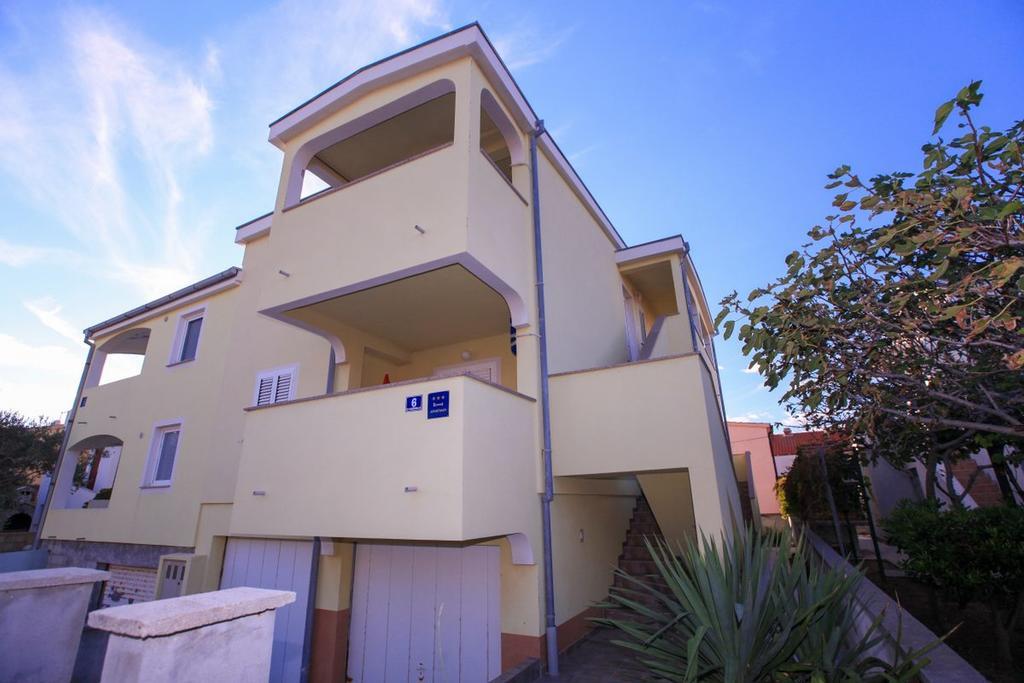 Apartments Franc 波弗加纳 外观 照片